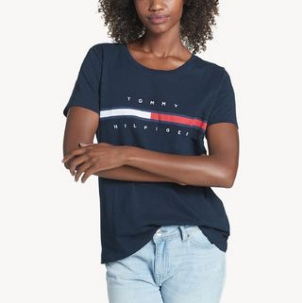Vintage Tommy Hilfiger tee classic, embroidered size large